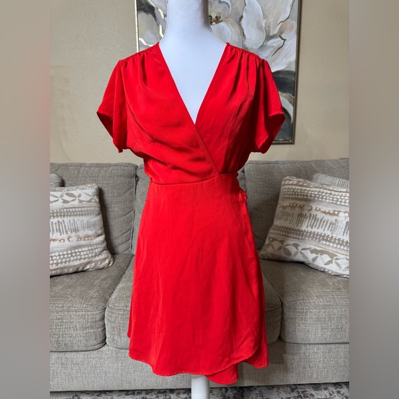 superdown Dresses & Skirts - superdown Bold Red Wrap-Front Mini Dress